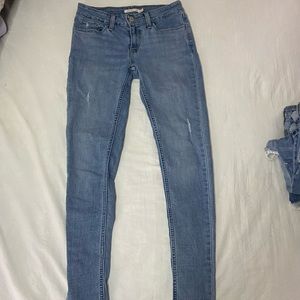 Size 4 Levi’s Skinny Jeans